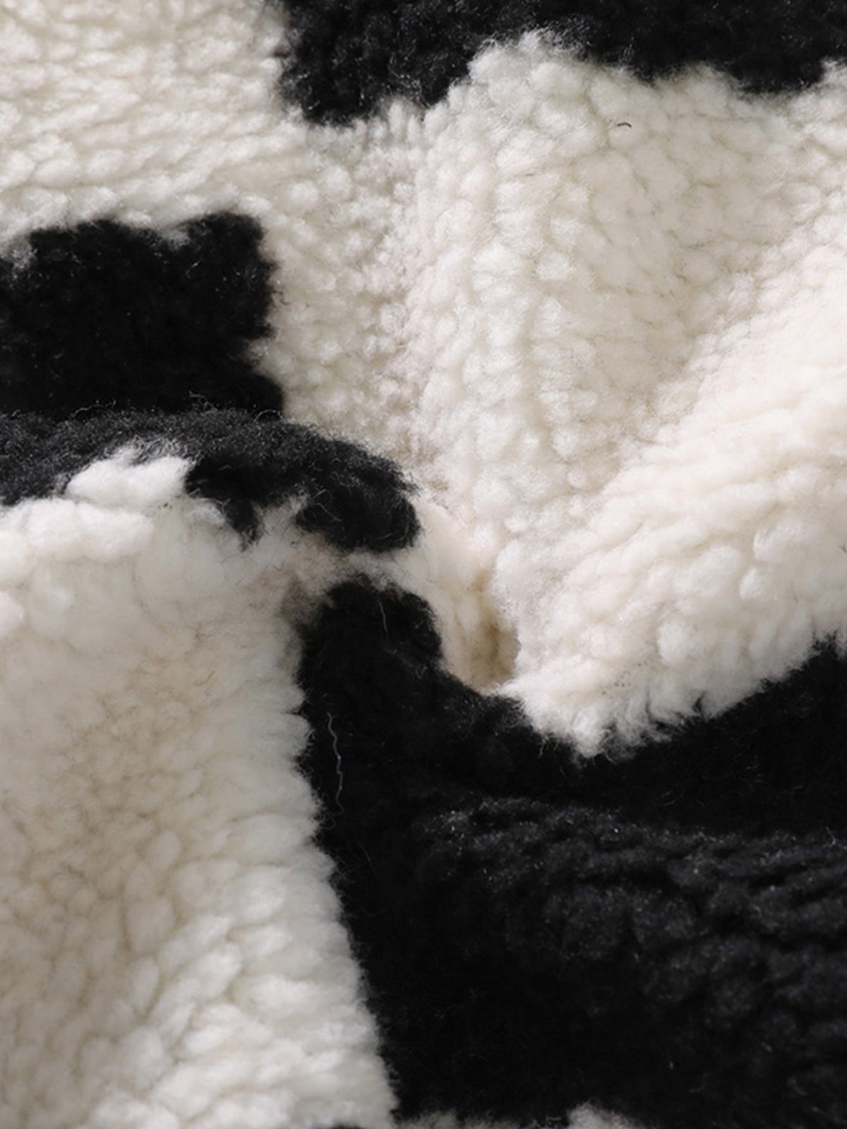 Rutig teddyjacka med ståkrage