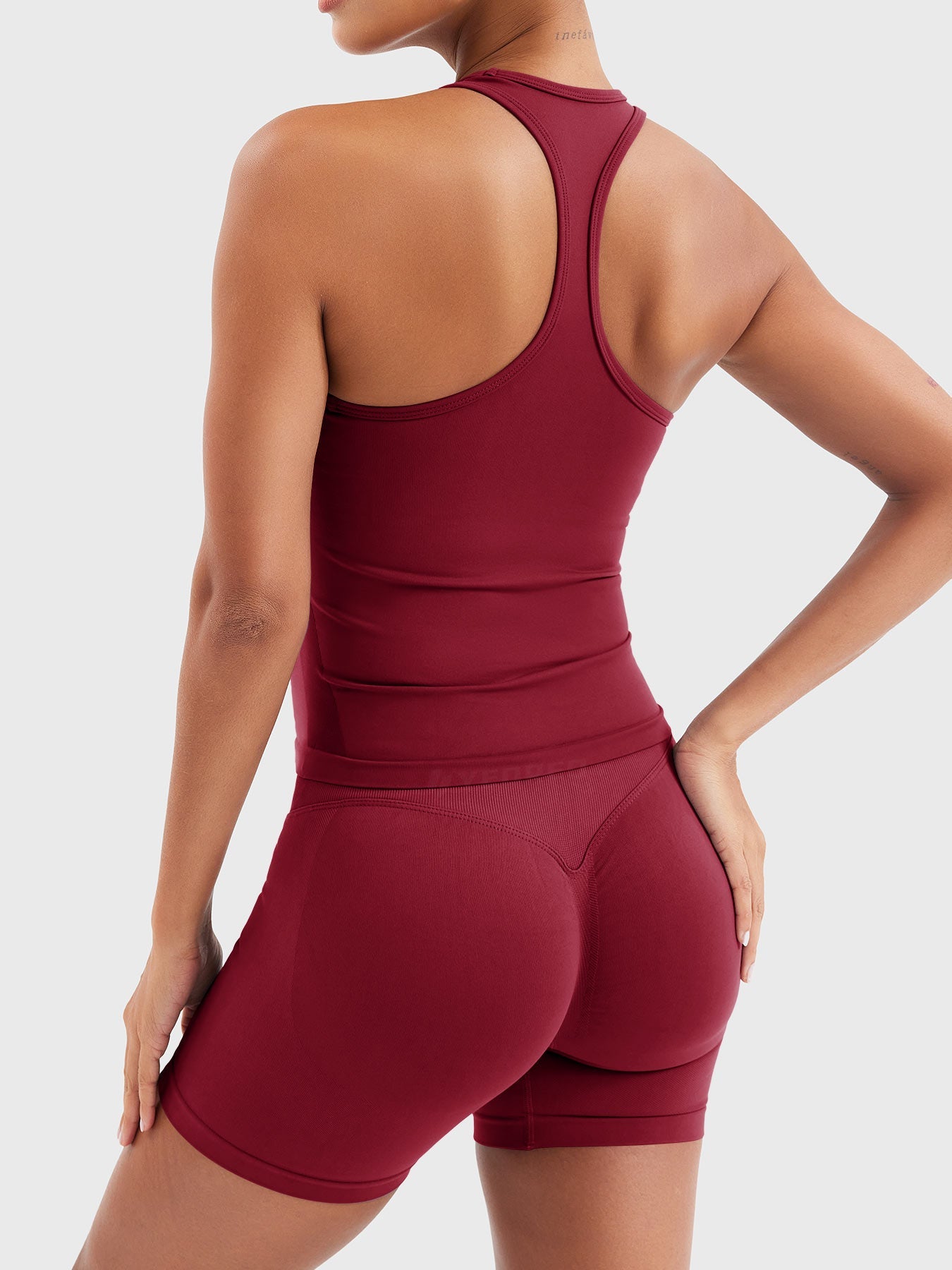 Yeoreo Esteile Seamless Racerback Tank