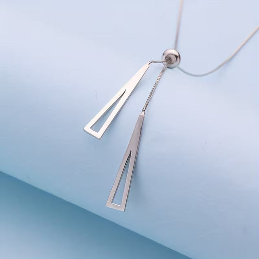 Collar Lariat de Elegancia Grácil