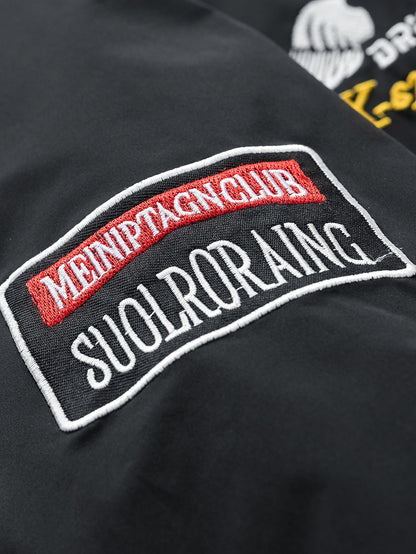 Broderad racingjacka i avslappnad passform