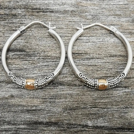 Aros Vintage de Plata con Patrón Tallado