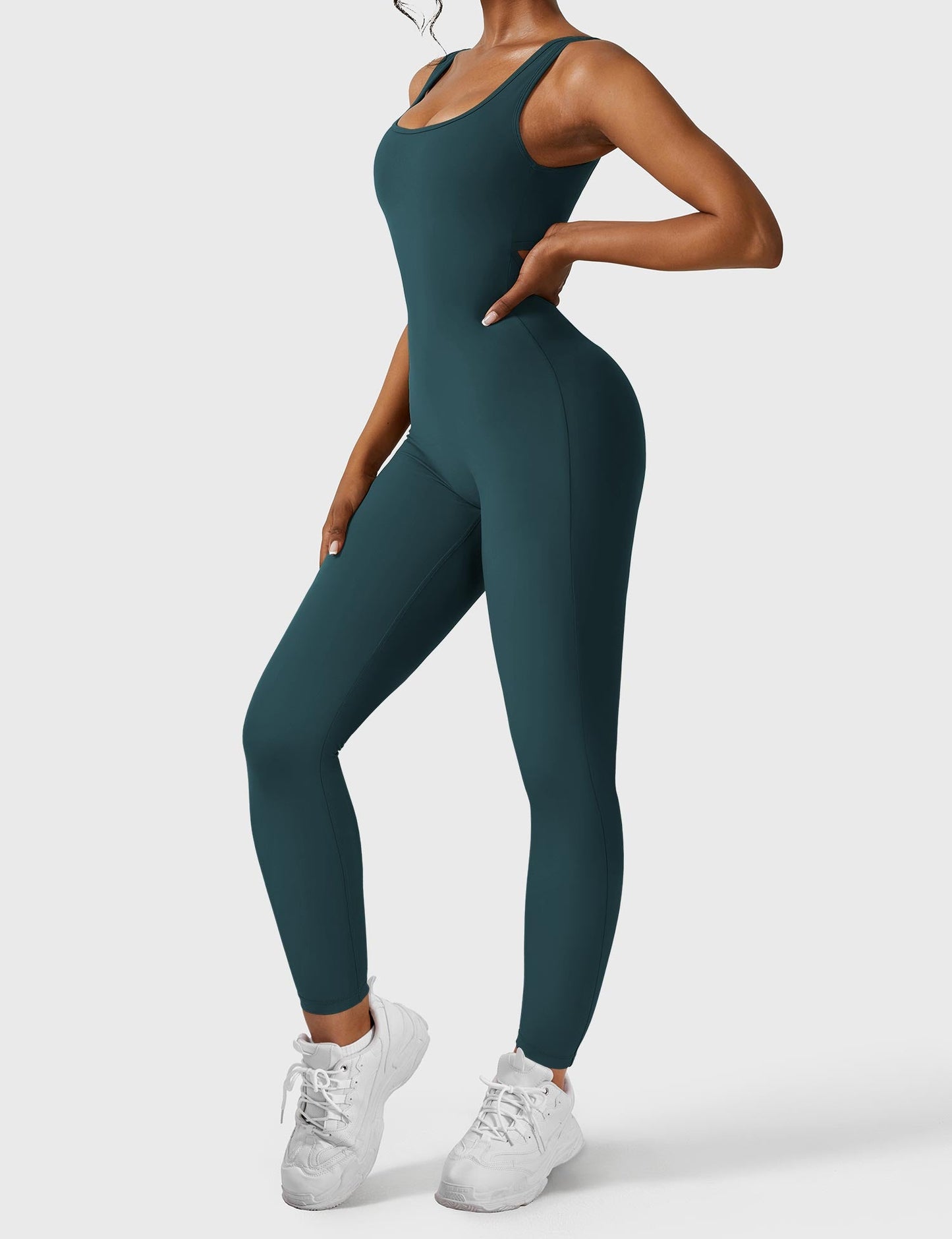 Yeoreo Lizvette Jumpsuit mit V-Rücken