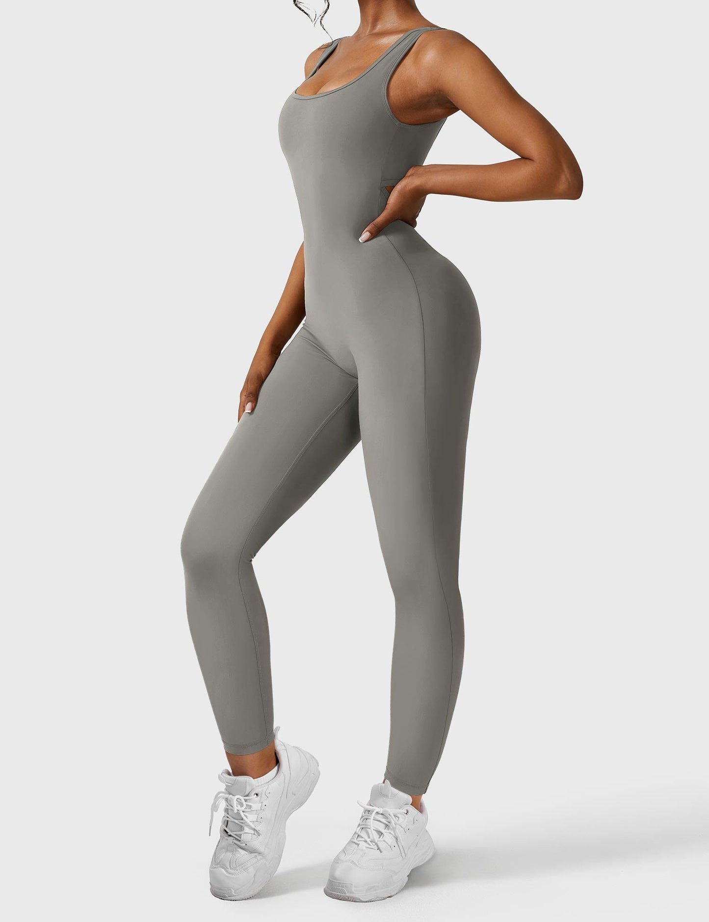 Yeoreo Lizvette Jumpsuit mit V-Rücken