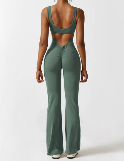 Yeoreo Lizvette Flared Jumpsuit mit V-Rücken