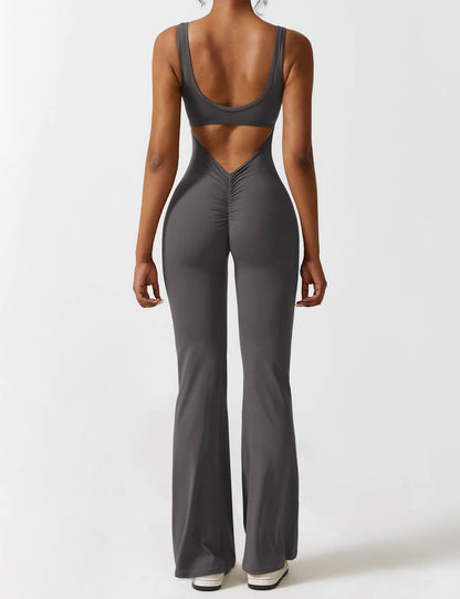 Yeoreo Lizvette Flared Jumpsuit mit V-Rücken