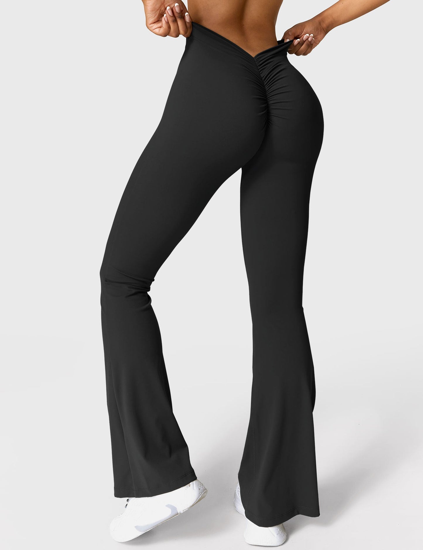 Yeoreo Daze V-Taille Flared Leggings