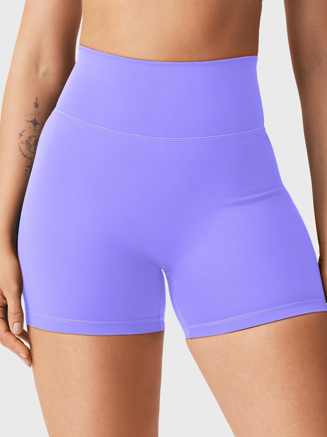Yeoreo Craze 4.5" Scrunch Shorts